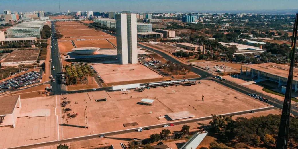 Vista aérea de Brasília e do Distrito Federal, região atendida pelas campanhas de Google Ads